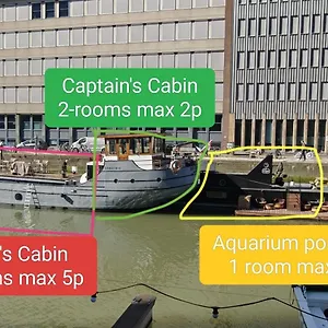 De Coaster Botel